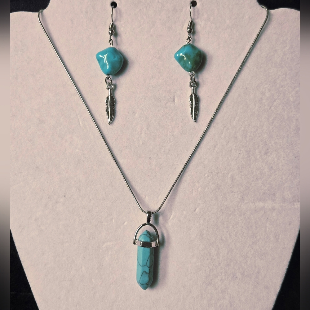 Handmade Silver And Turquoise Earring And Pendant Necklace Set